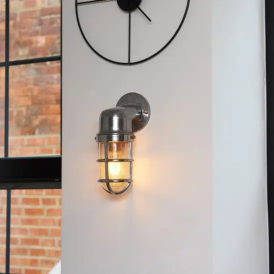 NAUTICAL STYLE WALL LIGHT